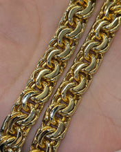 Load image into Gallery viewer, Chino Link