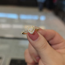 Load image into Gallery viewer, ❤️🌹Petite Heart-Shaped White CZ Valentine's Day Ring🌹❤️