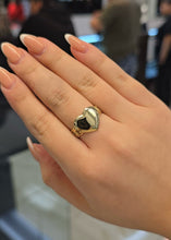 Load image into Gallery viewer, Chino Monaco Heart ring