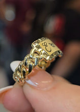 Load image into Gallery viewer, Cuban Name Plate Ring