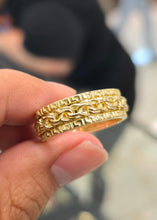 Load image into Gallery viewer, Small Chino Link Spinning Ring
