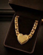 Load image into Gallery viewer, SILVER HEART CHINO BAR LINK CHAIN