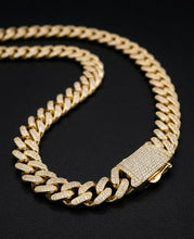 Load image into Gallery viewer, 10 K GOLD CUBAN LINK CHAIN