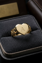 Load image into Gallery viewer, SILVER HEART CHINO LINK RING