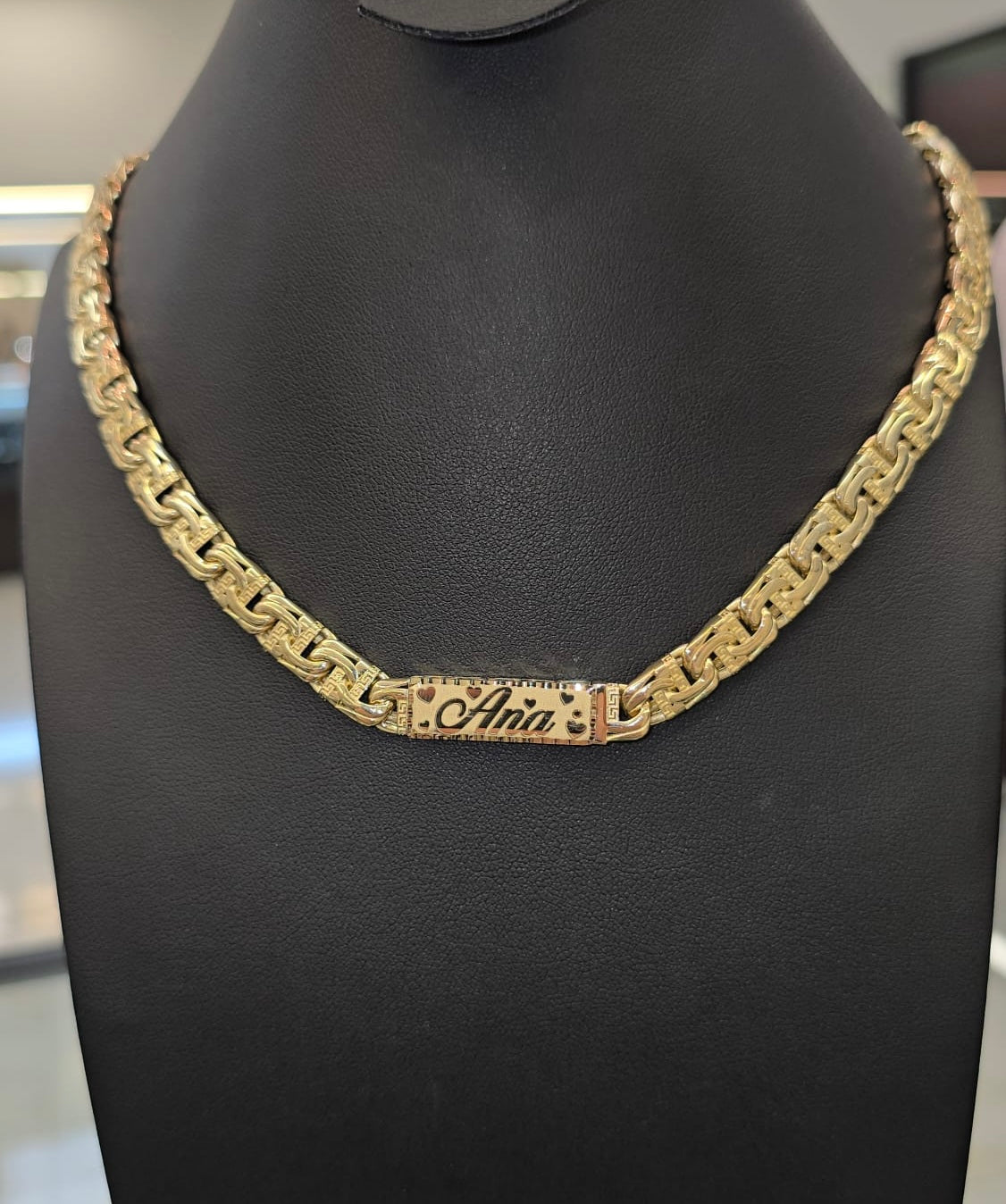 Monaco style Chinobar chain in 10K gold