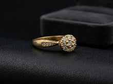 Load image into Gallery viewer, 10 K GOLD CLUSTER RING