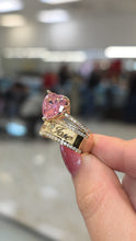 Load image into Gallery viewer, 10K Gold  Heart Ring