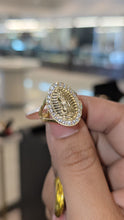 Load image into Gallery viewer, 10K Gold Virgencita Oval Ring