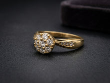 Load image into Gallery viewer, 10 K GOLD CLUSTER RING