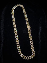 Load image into Gallery viewer, 10 K GOLD CUBAN LINK CHAIN