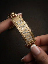 Load image into Gallery viewer, 10 K GOLD CUSTOM CHINO LINK BRACELET