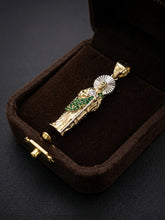 Load image into Gallery viewer, 10 K GOLD SAN JUDAS PENDANT