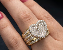 Load image into Gallery viewer, 10 K GOLD HEART RING