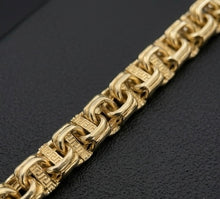 Load image into Gallery viewer, Chinobar Monaco: 10K Gold Skull Edition