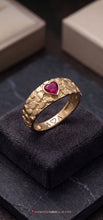 Load image into Gallery viewer, Heart Stone Nugget Ring!