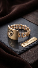 Load image into Gallery viewer, Heart chino ring