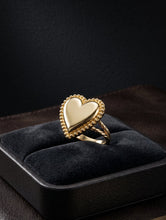 Load image into Gallery viewer, 10 K GOLD HEART RING