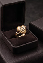 Load image into Gallery viewer, 10 K GOLD HEART RING