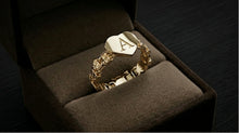 Load image into Gallery viewer, 10 K GOLD HEART CHINO BAR RING