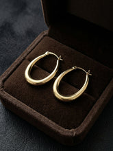 Load image into Gallery viewer, 14 K GOLD HOOP EARRINGS