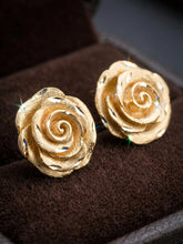 Load image into Gallery viewer, 10 K GOLD ROSE EARRINGS