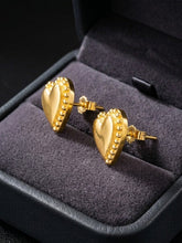 Load image into Gallery viewer, 10 K GOLD HEART EARRINGS