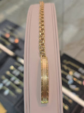 Load image into Gallery viewer, Chino Monaco 10k Gold Bracelet with Greek Frame