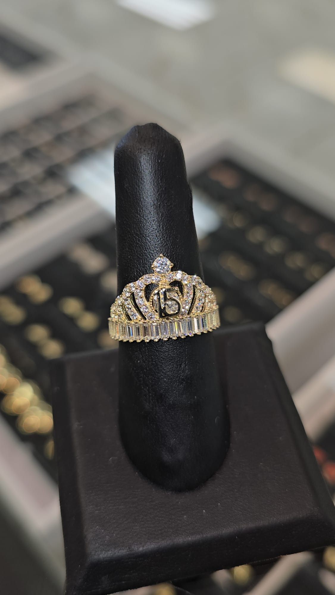 Crown XV Ring