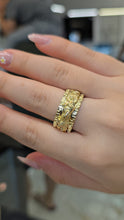 Load image into Gallery viewer, Virgen Guadalupe Ring