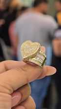 Load image into Gallery viewer, Heart Shape Zirconias Ring