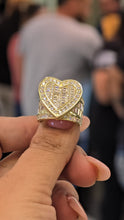 Load image into Gallery viewer, Heart Shape Zirconias Ring