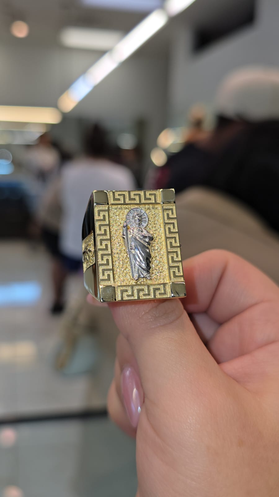 San Judas Ring with greek design 10k