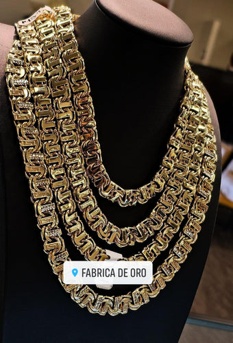 Custom Chino Bar Gold Chains