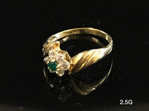 Flower Ring with green stone 10k solid gold