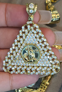 Yellow Gold Greek Triangular Pendant