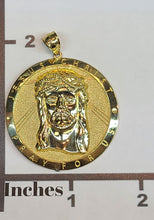 Load image into Gallery viewer, Yellow Gold Circular Pendant with Jesus Face