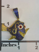 Load image into Gallery viewer, Yellow Gold Dory Pendant