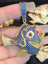 Load image into Gallery viewer, Yellow Gold Dory Pendant