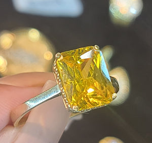 Yellow Gold Square Ring with Yellow Stone