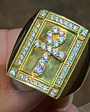 Load image into Gallery viewer, 10k Yellow Gold Ring with Ankh Design and Reflective Background