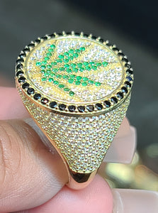 10k Yellow Gold Ring With CZs and a Hemp Leaf Design