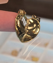 Load image into Gallery viewer, Yellow Gold Reflective Broken Heart Pendant