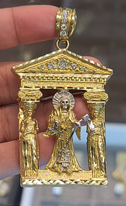 Yellow Gold Square Pendant with Santa Muerte