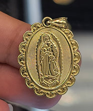 Load image into Gallery viewer, Yellow Gold Oval Pendent with The Virgin De Guadalupe