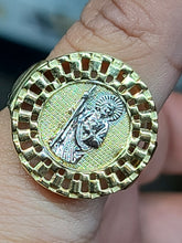 Load image into Gallery viewer, Yellow Gold Circle Ring with San Judith