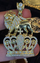 Load image into Gallery viewer, Yellow Gold Lion On Crown Pendant with CZs