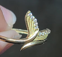 Load image into Gallery viewer, Yellow Gold Mermaid Tail Shaped Ring With CZs