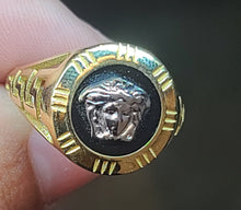 Load image into Gallery viewer, Yellow Gold Ring With Medusa Face