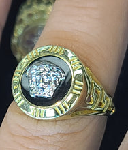 Load image into Gallery viewer, Yellow Gold Ring With Medusa Face