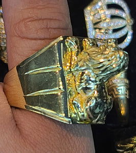 Yellow Gold Ring With Lion on Pedestal